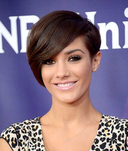 Frankie Sandford Picture Short Side Swept Bob Hairdo with Inverted Ends