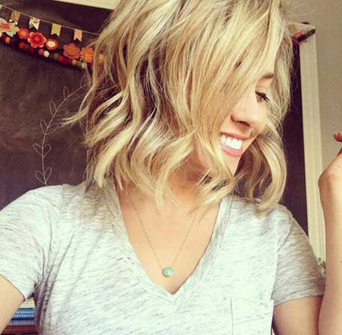 Beachy Waves for Short Hairstyles