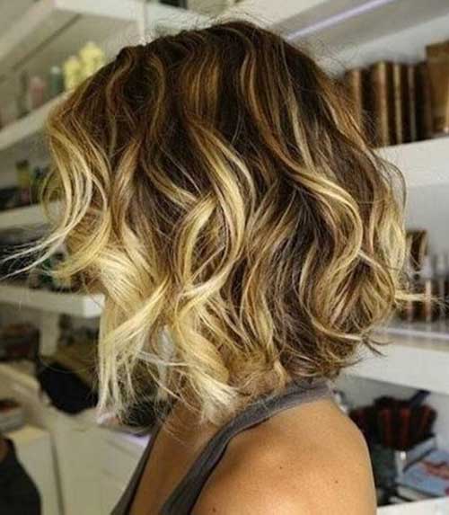 Short Wavy Hair with Ombre Color