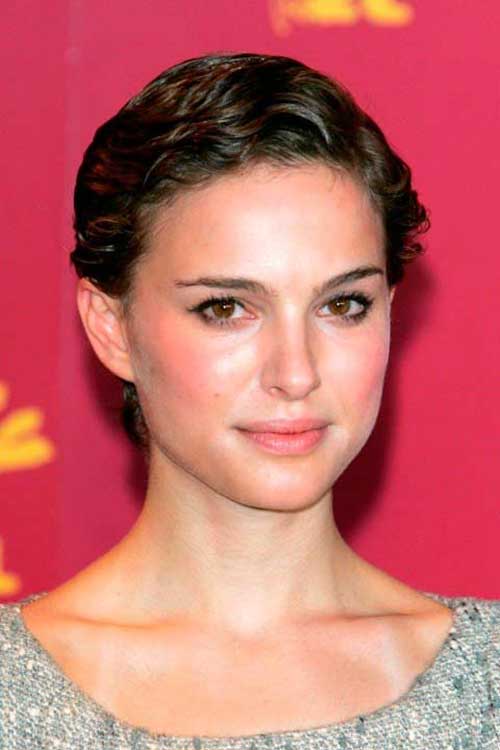 Natalie Portman Short Wavy Hairstyle Natalie Portman Short Wavy Pixie Hairstyles