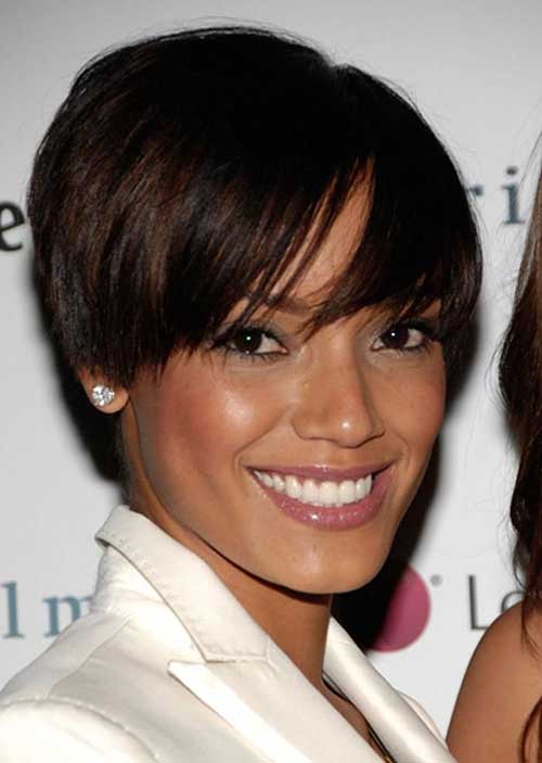 Short Hairstyles for Black Women with Round Faces