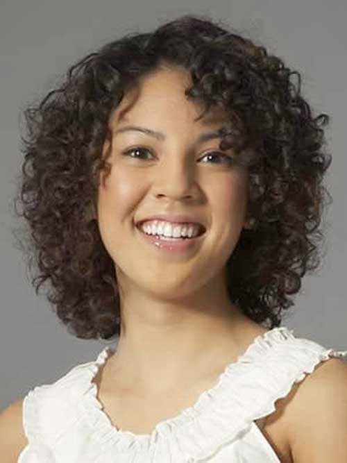 American Black Women Short Curly Hairstyle