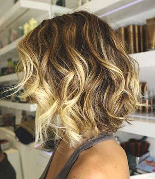 Best Beach Waves Hair with Soft Color