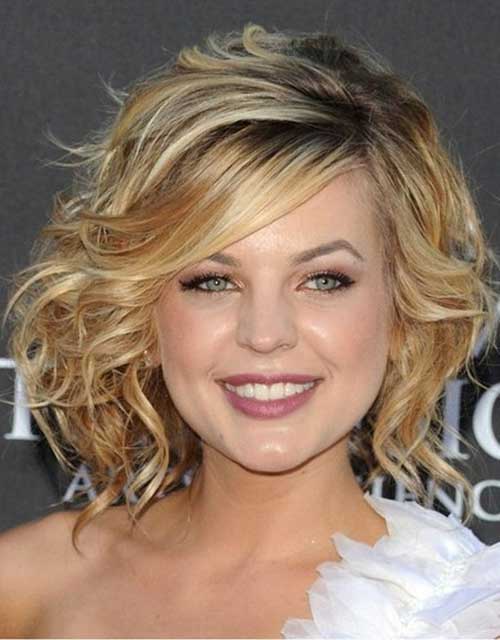 Curled Cute Hairstyles for Short Hair