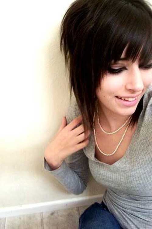 Cute Layered Short Emo Hairstyles for Girls