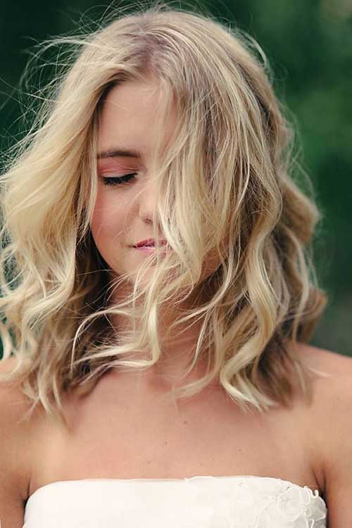 Wavy Thick Blonde Highlighted Hair