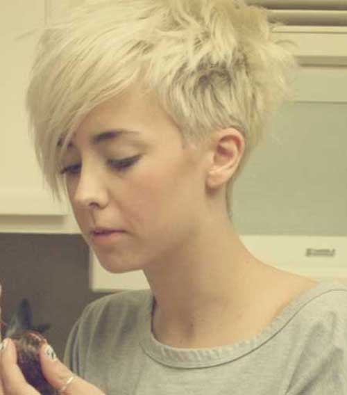 10. Short Haircut with Bangs Short Haircuts with Bangs-10