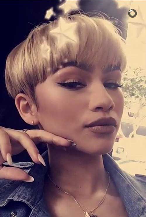 15. Celeb with Pixie Cut Celebrities with Pixie Cuts-15