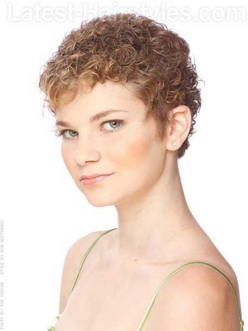 Short Hairstyles for Curly Hair-11