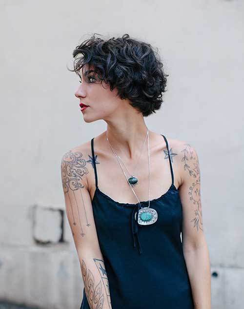 Short Hairstyles for Curly Hair-12