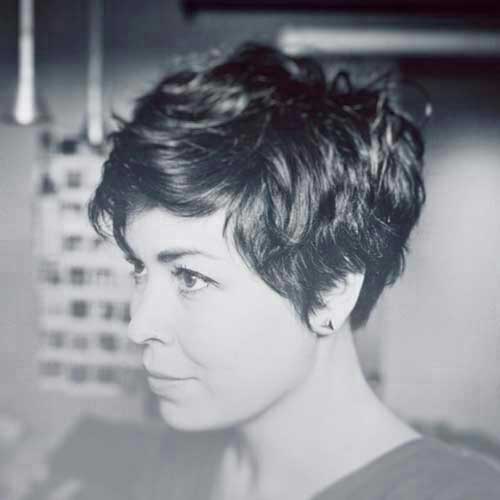 Best Textured Short Thick Haircuts