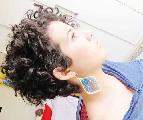 Short Haircuts for Curly Hair-13