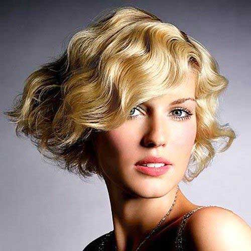 Hairstyles for Short Wavy Hair-15