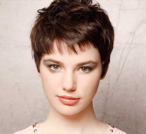Short Hair for Round Face