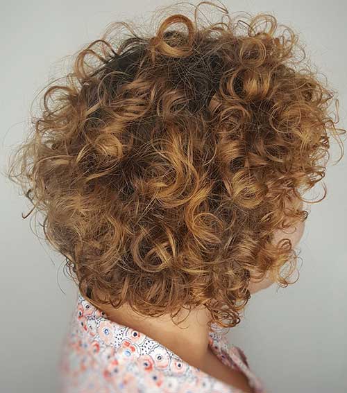Short Curly Hairstyles for Women - 7