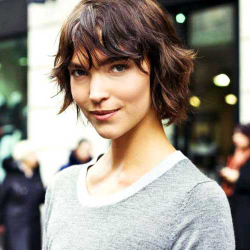 Female Celebrities with Short Hair-18