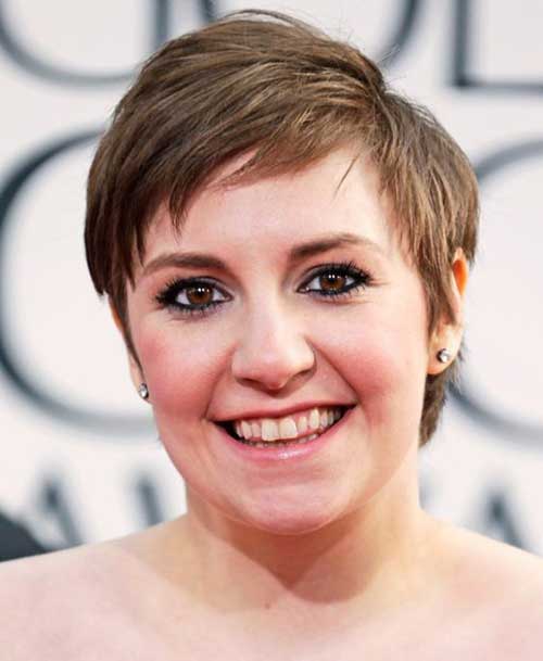 Short Haircuts for Round Faces-6