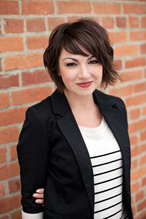 7.Short Haircuts for Dark Brown Hair Dark Brown Short Haircuts-7