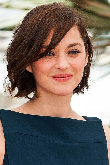 Short Haircuts for Women with Round Faces Side Swept Short Hair, Hair Short Face Wavy
