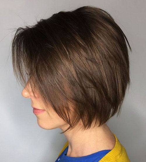 Short Hairstyles for Thick Straight Hair-9