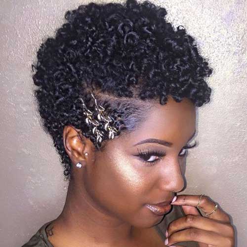 Short Hairstyles for Black Women-12