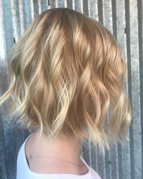 Pictures Of Short Wavy Haircuts